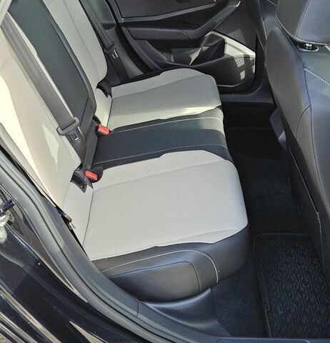 Чорний Фольксваген Джетта, об'ємом двигуна 1.4 л та пробігом 160 тис. км за 18500 $, фото 20 на Automoto.ua