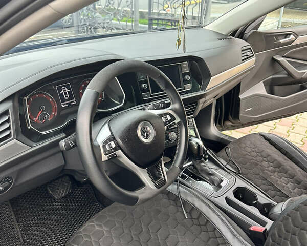 Чорний Фольксваген Джетта, об'ємом двигуна 1.4 л та пробігом 160 тис. км за 14500 $, фото 6 на Automoto.ua