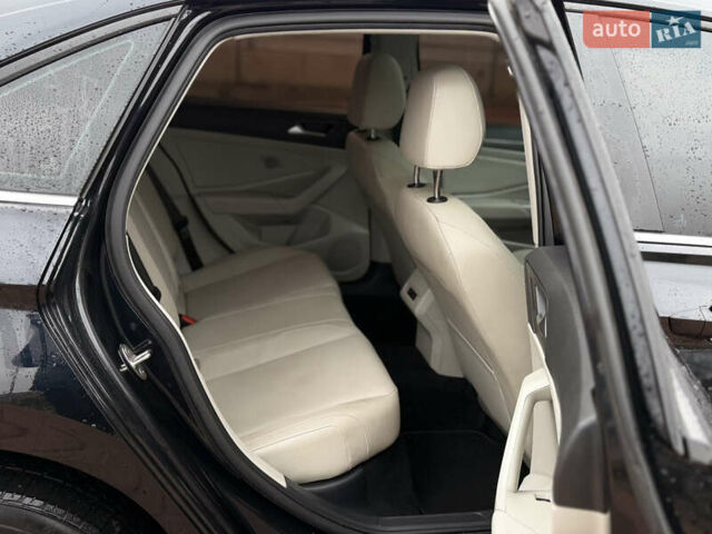 Черный Фольксваген Джетта, объемом двигателя 1.4 л и пробегом 177 тыс. км за 13500 $, фото 20 на Automoto.ua