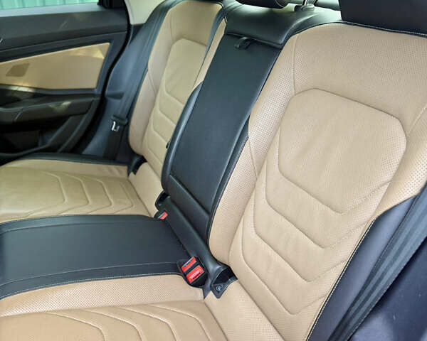 Черный Фольксваген Джетта, объемом двигателя 1.4 л и пробегом 155 тыс. км за 15350 $, фото 14 на Automoto.ua