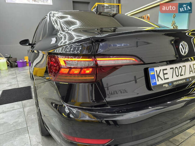 Чорний Фольксваген Джетта, об'ємом двигуна 1.4 л та пробігом 108 тис. км за 16000 $, фото 17 на Automoto.ua