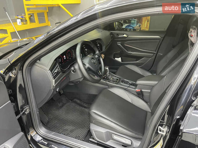 Чорний Фольксваген Джетта, об'ємом двигуна 1.4 л та пробігом 108 тис. км за 16000 $, фото 49 на Automoto.ua