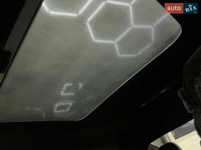 Чорний Фольксваген Джетта, об'ємом двигуна 1.4 л та пробігом 108 тис. км за 16000 $, фото 39 на Automoto.ua