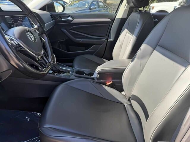 Чорний Фольксваген Джетта, об'ємом двигуна 1.4 л та пробігом 40 тис. км за 9700 $, фото 6 на Automoto.ua