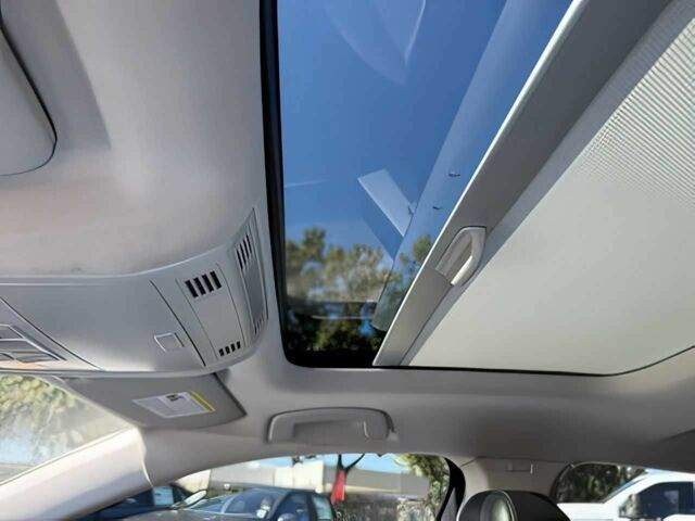 Чорний Фольксваген Джетта, об'ємом двигуна 1.4 л та пробігом 40 тис. км за 9700 $, фото 8 на Automoto.ua