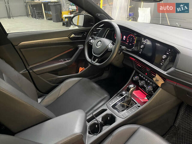 Чорний Фольксваген Джетта, об'ємом двигуна 1.4 л та пробігом 108 тис. км за 16000 $, фото 56 на Automoto.ua