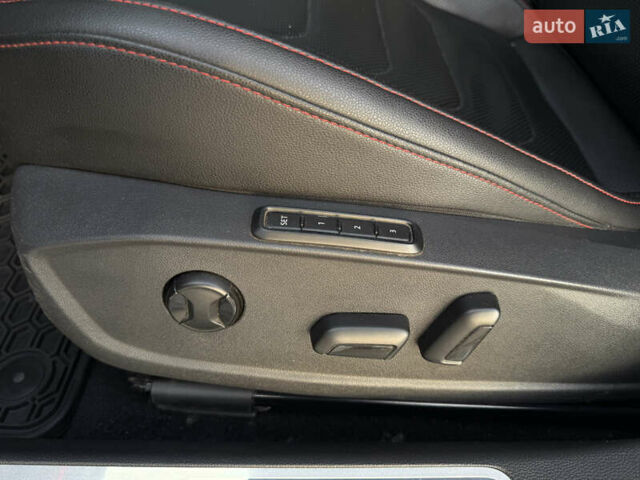 Черный Фольксваген Джетта, объемом двигателя 2 л и пробегом 99 тыс. км за 17500 $, фото 18 на Automoto.ua