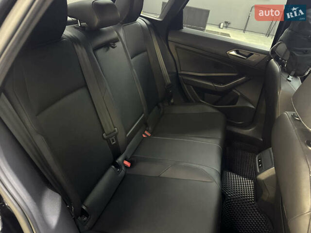 Чорний Фольксваген Джетта, об'ємом двигуна 1.4 л та пробігом 108 тис. км за 16000 $, фото 25 на Automoto.ua