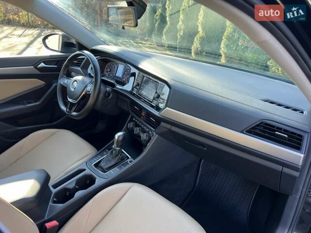 Черный Фольксваген Джетта, объемом двигателя 1.4 л и пробегом 180 тыс. км за 13890 $, фото 26 на Automoto.ua