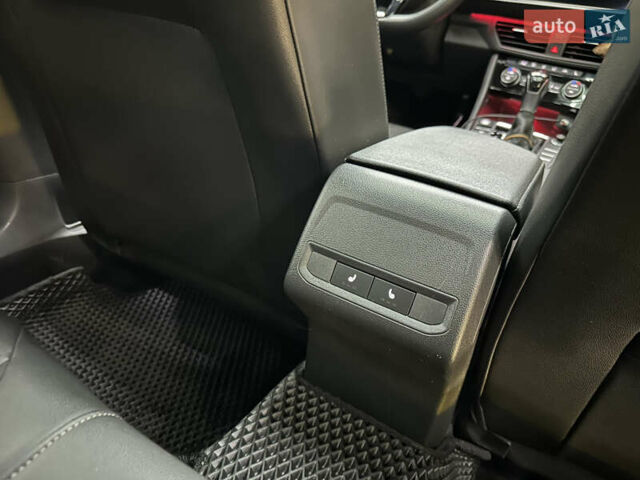 Чорний Фольксваген Джетта, об'ємом двигуна 1.4 л та пробігом 108 тис. км за 16000 $, фото 27 на Automoto.ua