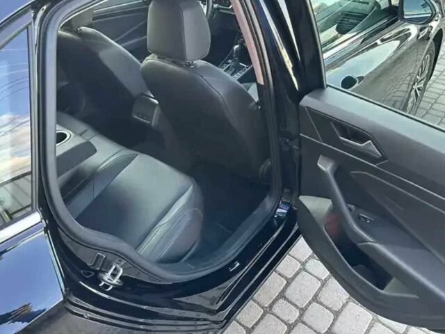 Черный Фольксваген Джетта, объемом двигателя 1.4 л и пробегом 107 тыс. км за 9300 $, фото 8 на Automoto.ua