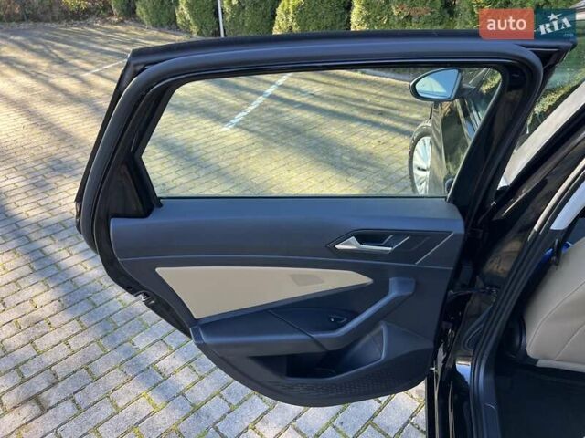 Черный Фольксваген Джетта, объемом двигателя 1.4 л и пробегом 180 тыс. км за 13890 $, фото 31 на Automoto.ua