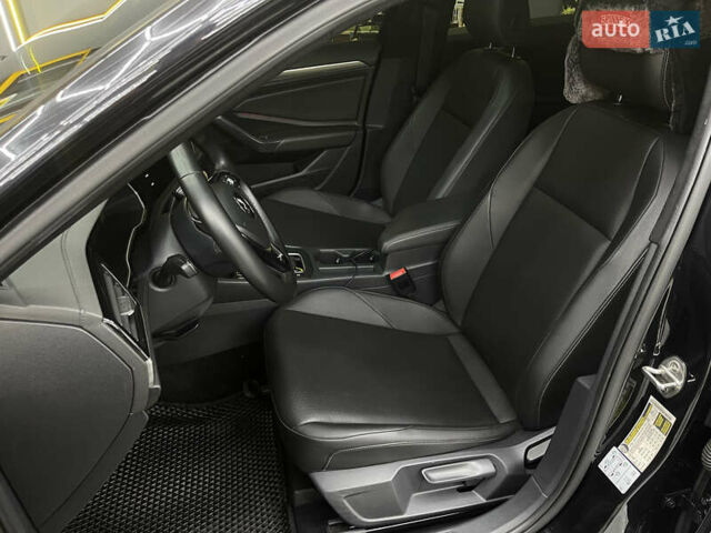 Чорний Фольксваген Джетта, об'ємом двигуна 1.4 л та пробігом 108 тис. км за 16000 $, фото 50 на Automoto.ua