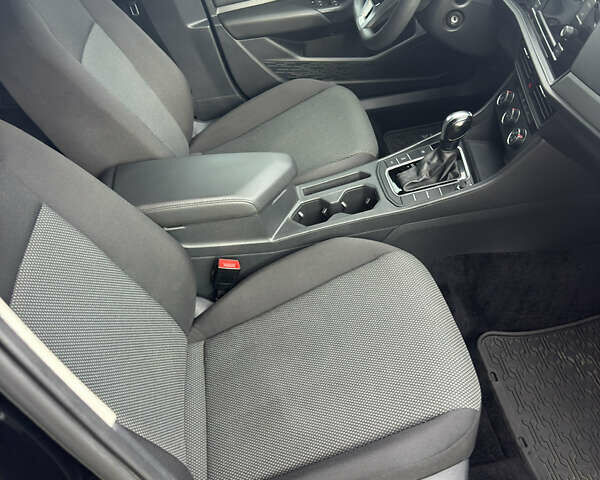 Черный Фольксваген Джетта, объемом двигателя 1.4 л и пробегом 105 тыс. км за 14200 $, фото 19 на Automoto.ua