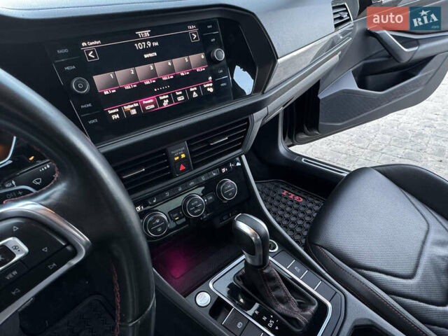 Фольксваген Джетта 2020 у Ковель на Automoto.ua Чорний Фольксваген Джетта, об'ємом двигуна 1.98 л та пробігом 156 тис. км за 17950 $, фото 59 на Automoto.ua