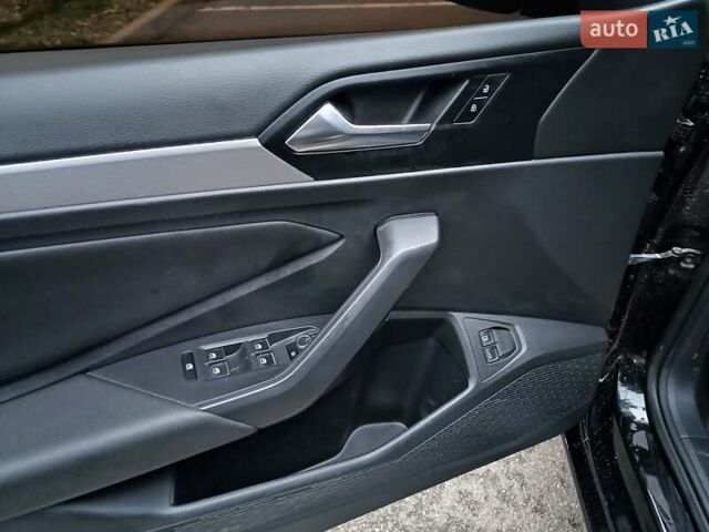 Черный Фольксваген Джетта, объемом двигателя 1.4 л и пробегом 71 тыс. км за 14550 $, фото 16 на Automoto.ua