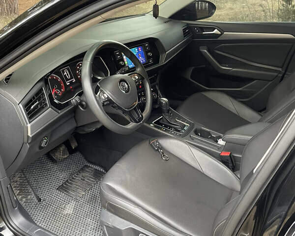 Черный Фольксваген Джетта, объемом двигателя 1.4 л и пробегом 42 тыс. км за 18500 $, фото 6 на Automoto.ua