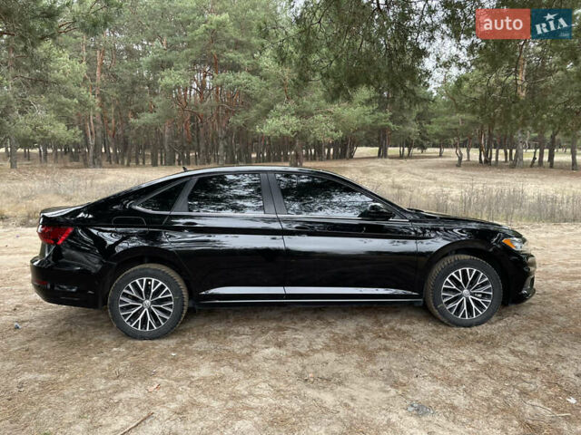 Черный Фольксваген Джетта, объемом двигателя 1.4 л и пробегом 42 тыс. км за 18500 $, фото 1 на Automoto.ua