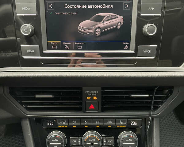 Черный Фольксваген Джетта, объемом двигателя 1.4 л и пробегом 42 тыс. км за 18500 $, фото 10 на Automoto.ua