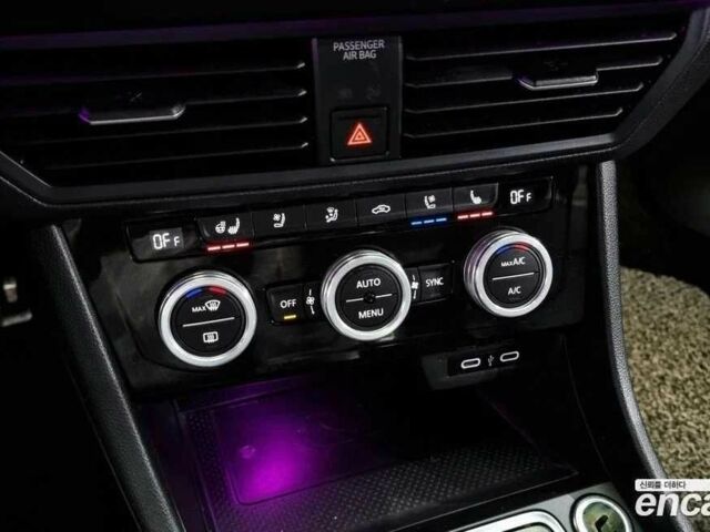 Чорний Фольксваген Джетта, об'ємом двигуна 0 л та пробігом 79 тис. км за 18000 $, фото 11 на Automoto.ua