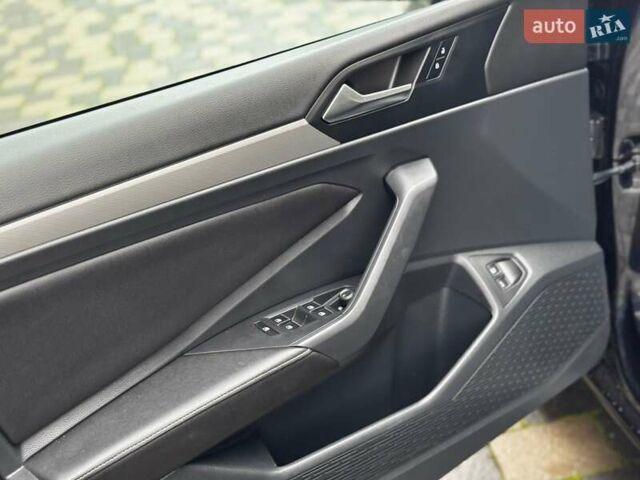 Черный Фольксваген Джетта, объемом двигателя 1.5 л и пробегом 181 тыс. км за 18500 $, фото 38 на Automoto.ua