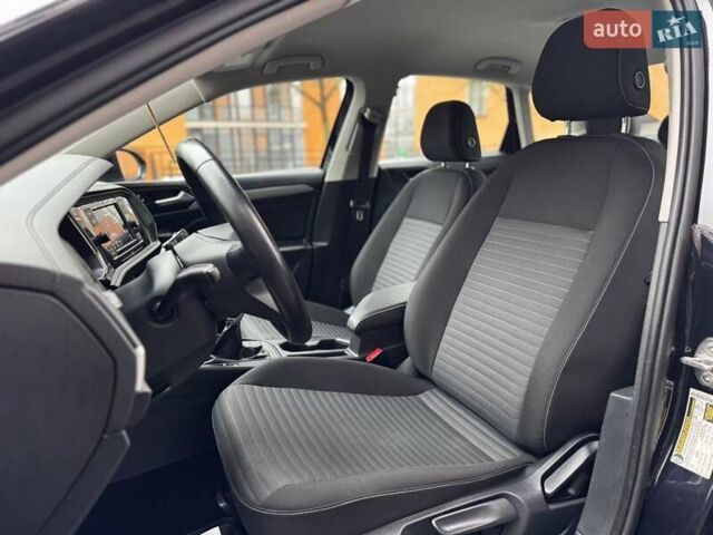 Черный Фольксваген Джетта, объемом двигателя 1.5 л и пробегом 181 тыс. км за 18500 $, фото 43 на Automoto.ua