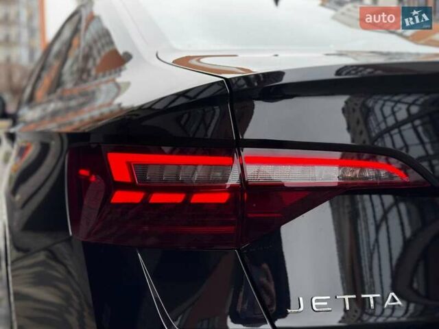Черный Фольксваген Джетта, объемом двигателя 1.5 л и пробегом 181 тыс. км за 18500 $, фото 18 на Automoto.ua