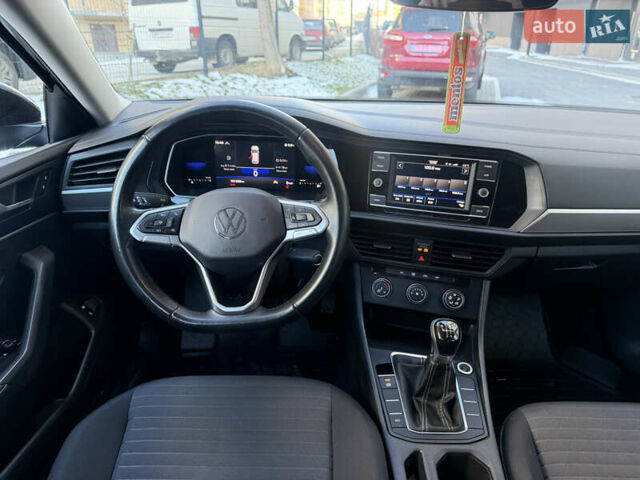 Чорний Фольксваген Джетта, об'ємом двигуна 1.5 л та пробігом 181 тис. км за 15000 $, фото 19 на Automoto.ua