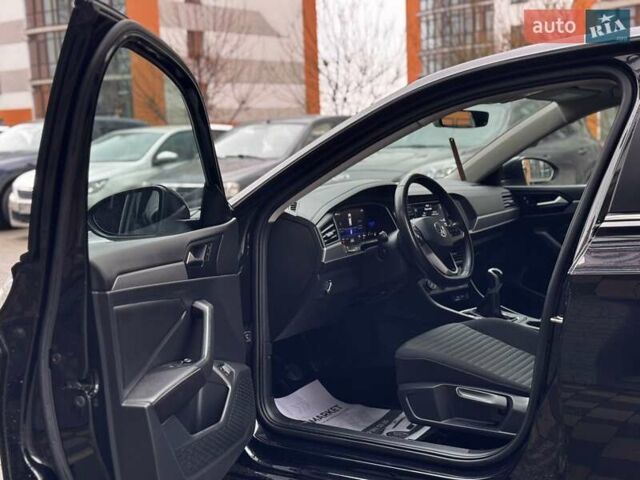 Черный Фольксваген Джетта, объемом двигателя 1.5 л и пробегом 181 тыс. км за 18500 $, фото 35 на Automoto.ua