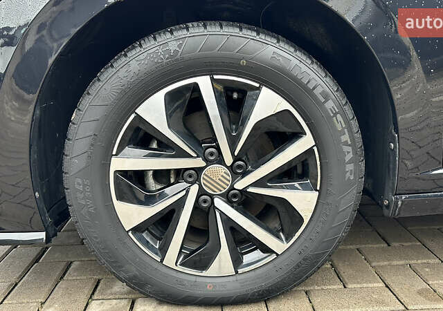 Черный Фольксваген Джетта, объемом двигателя 1.5 л и пробегом 130 тыс. км за 16900 $, фото 9 на Automoto.ua