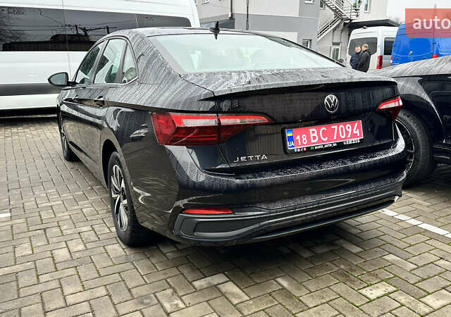 Черный Фольксваген Джетта, объемом двигателя 1.5 л и пробегом 130 тыс. км за 16900 $, фото 5 на Automoto.ua