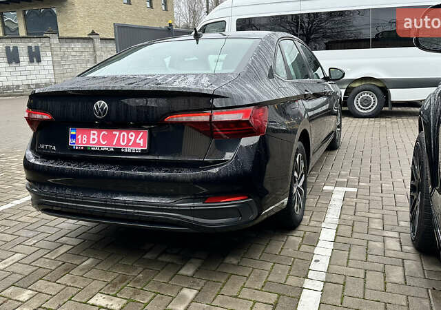 Черный Фольксваген Джетта, объемом двигателя 1.5 л и пробегом 130 тыс. км за 16900 $, фото 3 на Automoto.ua