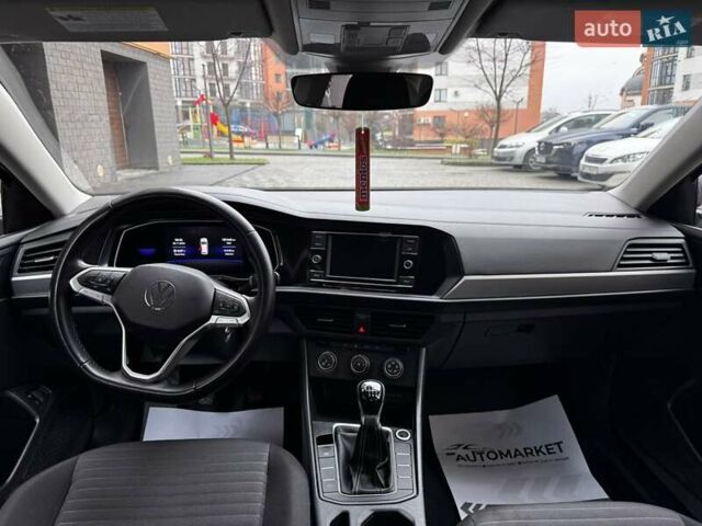 Черный Фольксваген Джетта, объемом двигателя 1.5 л и пробегом 181 тыс. км за 18500 $, фото 47 на Automoto.ua