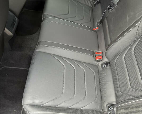 Чорний Фольксваген Джетта, об'ємом двигуна 1.5 л та пробігом 7 тис. км за 23499 $, фото 63 на Automoto.ua