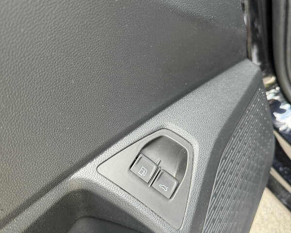 Чорний Фольксваген Джетта, об'ємом двигуна 1.5 л та пробігом 7 тис. км за 23499 $, фото 41 на Automoto.ua