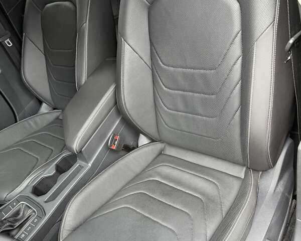 Чорний Фольксваген Джетта, об'ємом двигуна 1.5 л та пробігом 7 тис. км за 23499 $, фото 43 на Automoto.ua