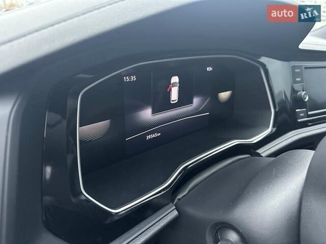 Черный Фольксваген Джетта, объемом двигателя 1.5 л и пробегом 40 тыс. км за 20000 $, фото 10 на Automoto.ua