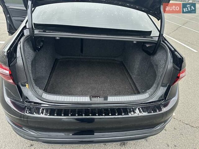 Черный Фольксваген Джетта, объемом двигателя 1.5 л и пробегом 40 тыс. км за 20000 $, фото 16 на Automoto.ua