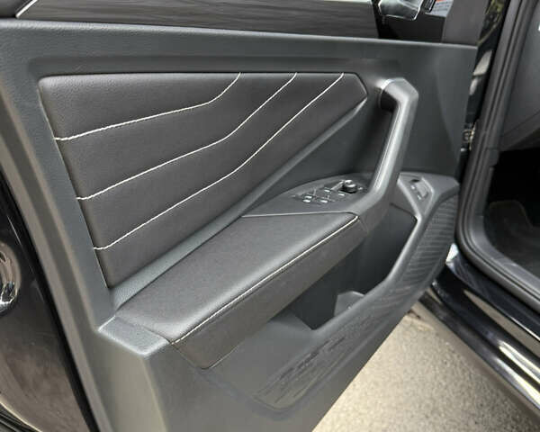 Чорний Фольксваген Джетта, об'ємом двигуна 1.5 л та пробігом 7 тис. км за 23499 $, фото 40 на Automoto.ua