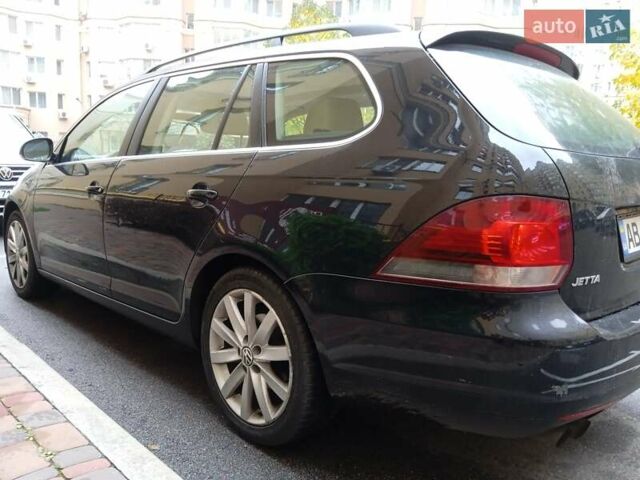 Черный Фольксваген Джетта, объемом двигателя 2.48 л и пробегом 170 тыс. км за 8200 $, фото 26 на Automoto.ua