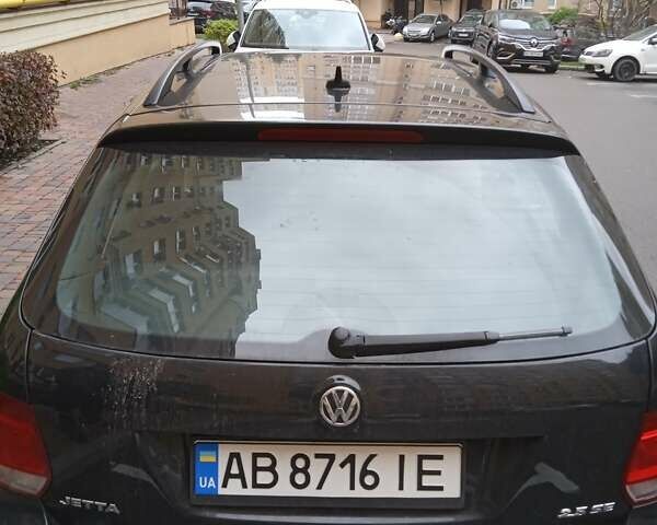 Черный Фольксваген Джетта, объемом двигателя 2.48 л и пробегом 170 тыс. км за 8200 $, фото 2 на Automoto.ua