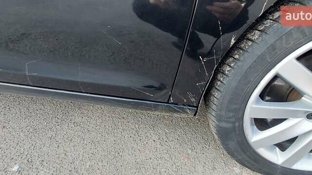 Чорний Фольксваген Джетта, об'ємом двигуна 1.97 л та пробігом 283 тис. км за 9000 $, фото 17 на Automoto.ua