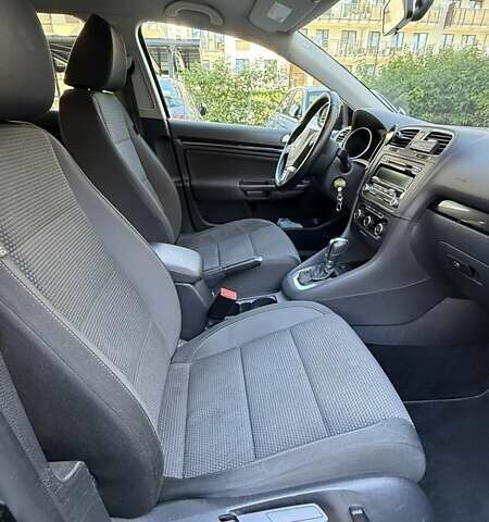 Черный Фольксваген Джетта, объемом двигателя 2.48 л и пробегом 111 тыс. км за 8600 $, фото 11 на Automoto.ua