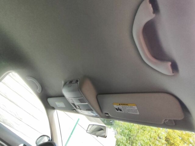 Чорний Фольксваген Джетта, об'ємом двигуна 2.5 л та пробігом 300 тис. км за 9500 $, фото 19 на Automoto.ua