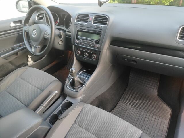 Чорний Фольксваген Джетта, об'ємом двигуна 2.5 л та пробігом 300 тис. км за 9500 $, фото 17 на Automoto.ua