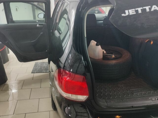 Чорний Фольксваген Джетта, об'ємом двигуна 2.5 л та пробігом 300 тис. км за 9500 $, фото 11 на Automoto.ua