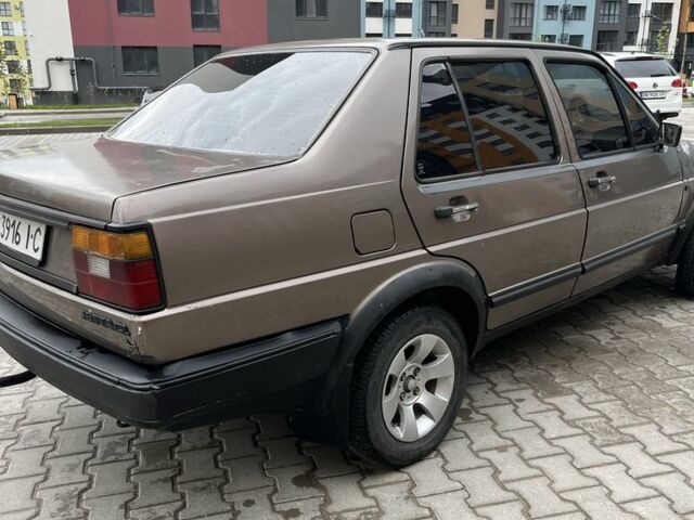 Коричневый Фольксваген Джетта, объемом двигателя 1.6 л и пробегом 250 тыс. км за 1350 $, фото 2 на Automoto.ua