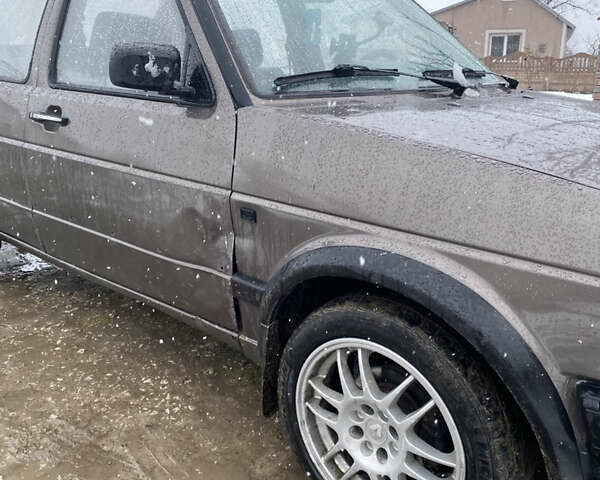 Коричневый Фольксваген Джетта, объемом двигателя 1.3 л и пробегом 245 тыс. км за 1300 $, фото 1 на Automoto.ua