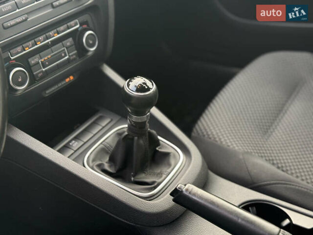 Коричневый Фольксваген Джетта, объемом двигателя 1.39 л и пробегом 191 тыс. км за 7300 $, фото 15 на Automoto.ua