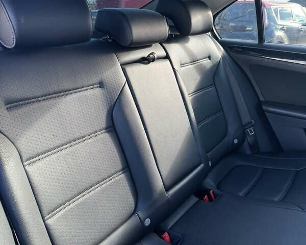 Коричневый Фольксваген Джетта, объемом двигателя 1.97 л и пробегом 340 тыс. км за 8900 $, фото 14 на Automoto.ua